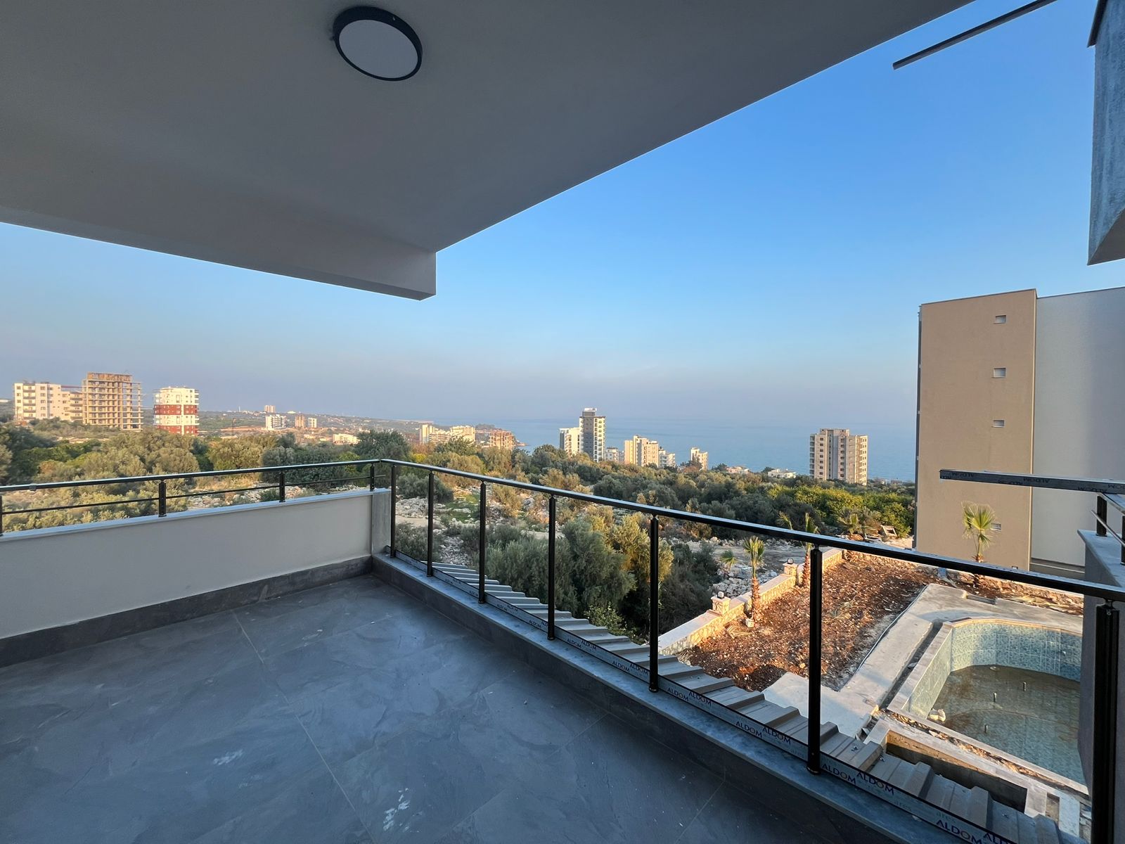 Квартиры 3+1 с видом на море, Аяш, Мерсин - KLAS31