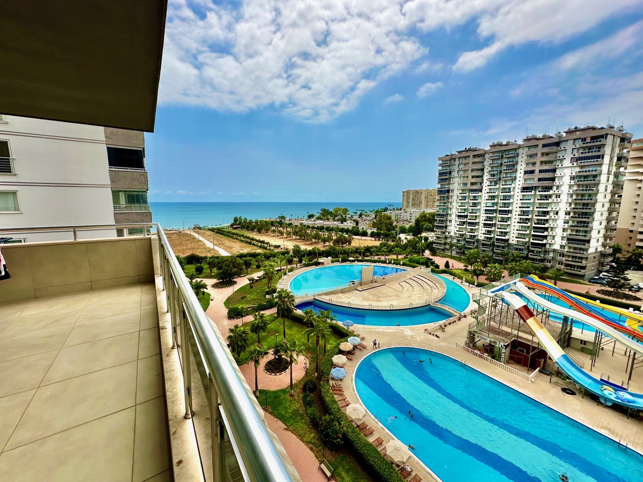 Oturma izni için ilk sırada mobilyalı 3+1 daire - ASR18359