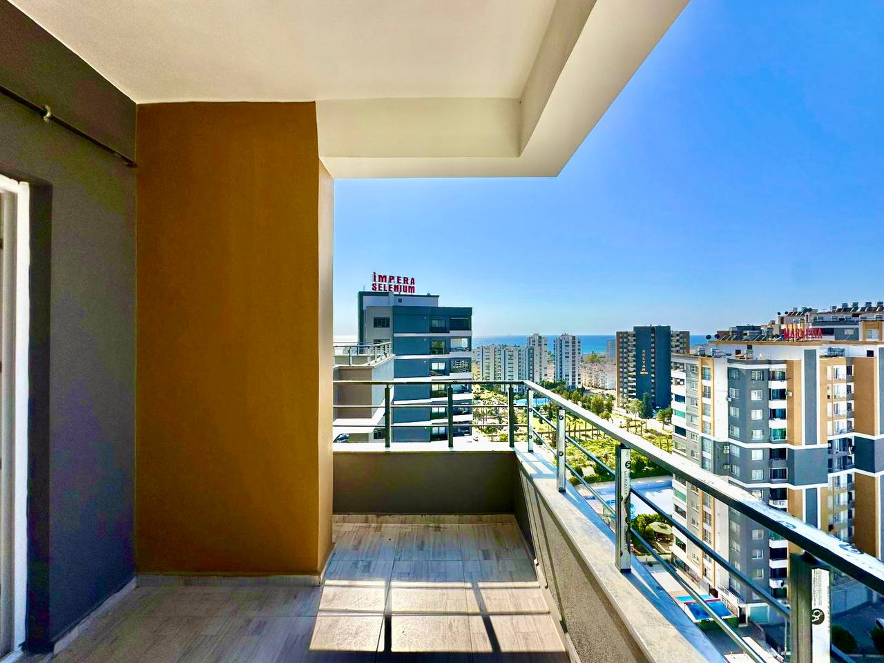 2+1 Apartment with a Huge Terrace in Tece, Mersin - AS80751