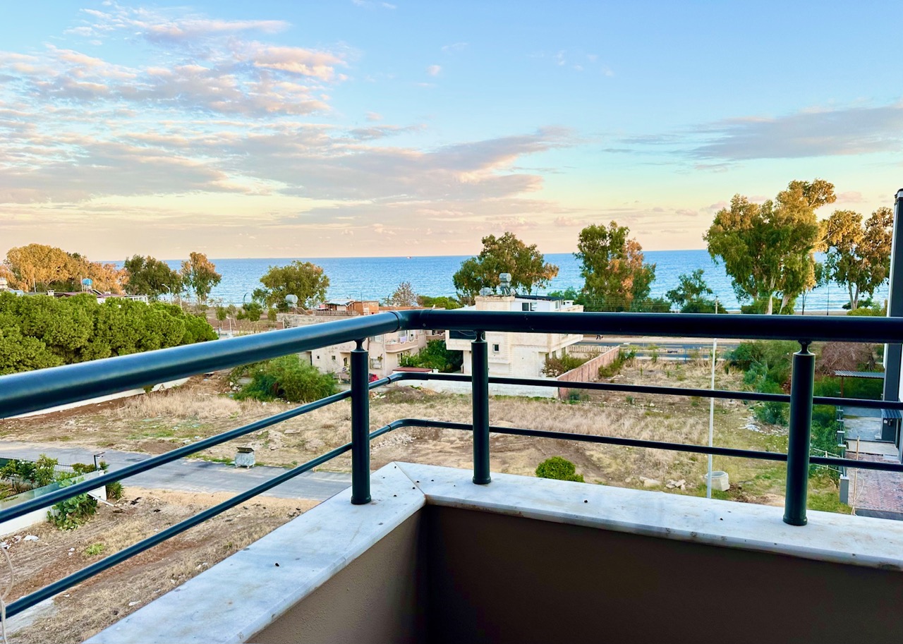 Apartment in Mersin mit Panoramablick, 1+1 in Teje - EA3571