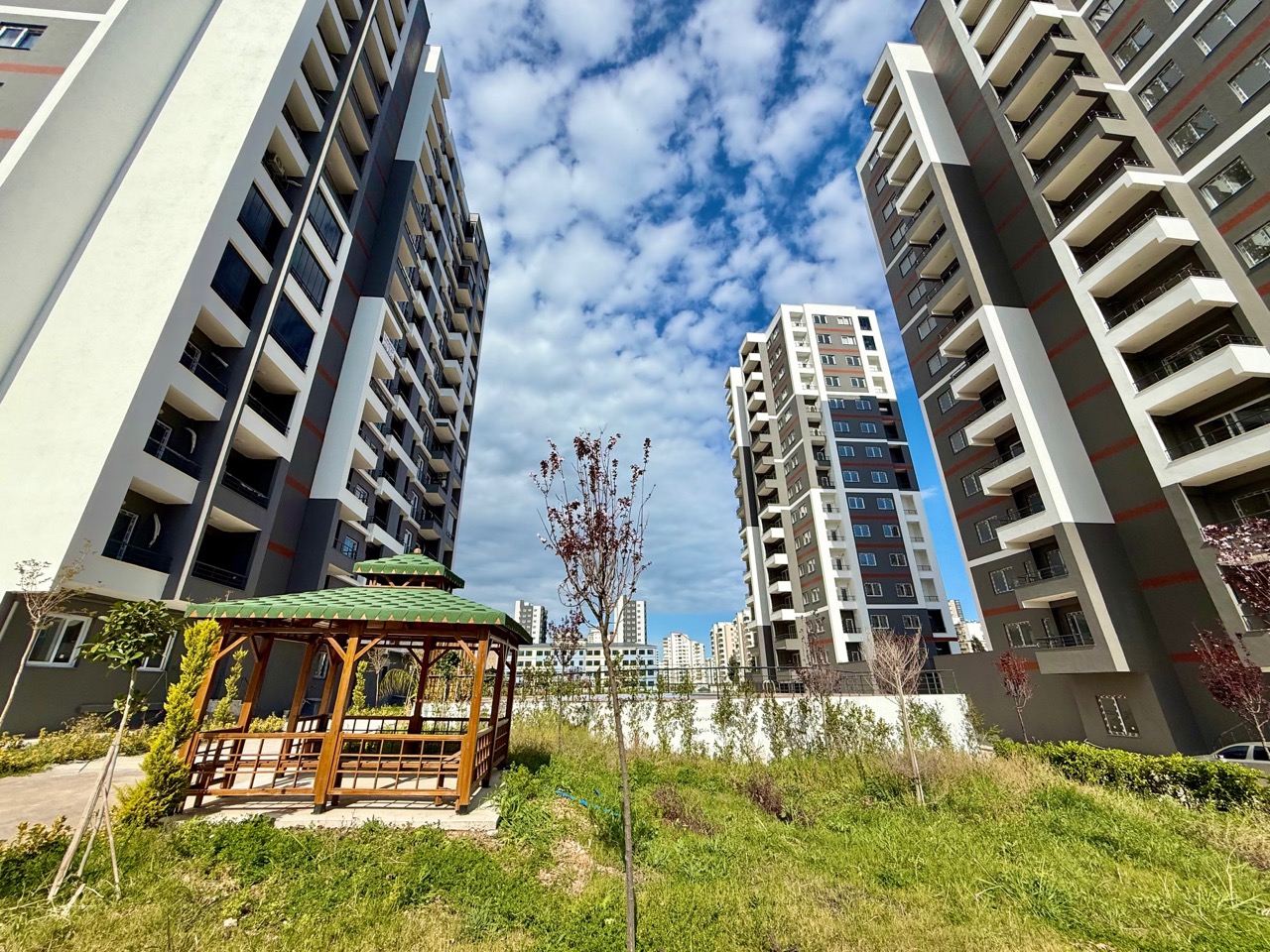 Miete einer Wohnung 3 Etage 2+1 in Mersin, Tedge-EM-S-3-21