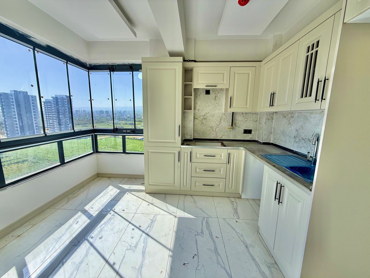 Кватэры 2 +1 у Мерсіне, Тэджы - KOMEL91421v