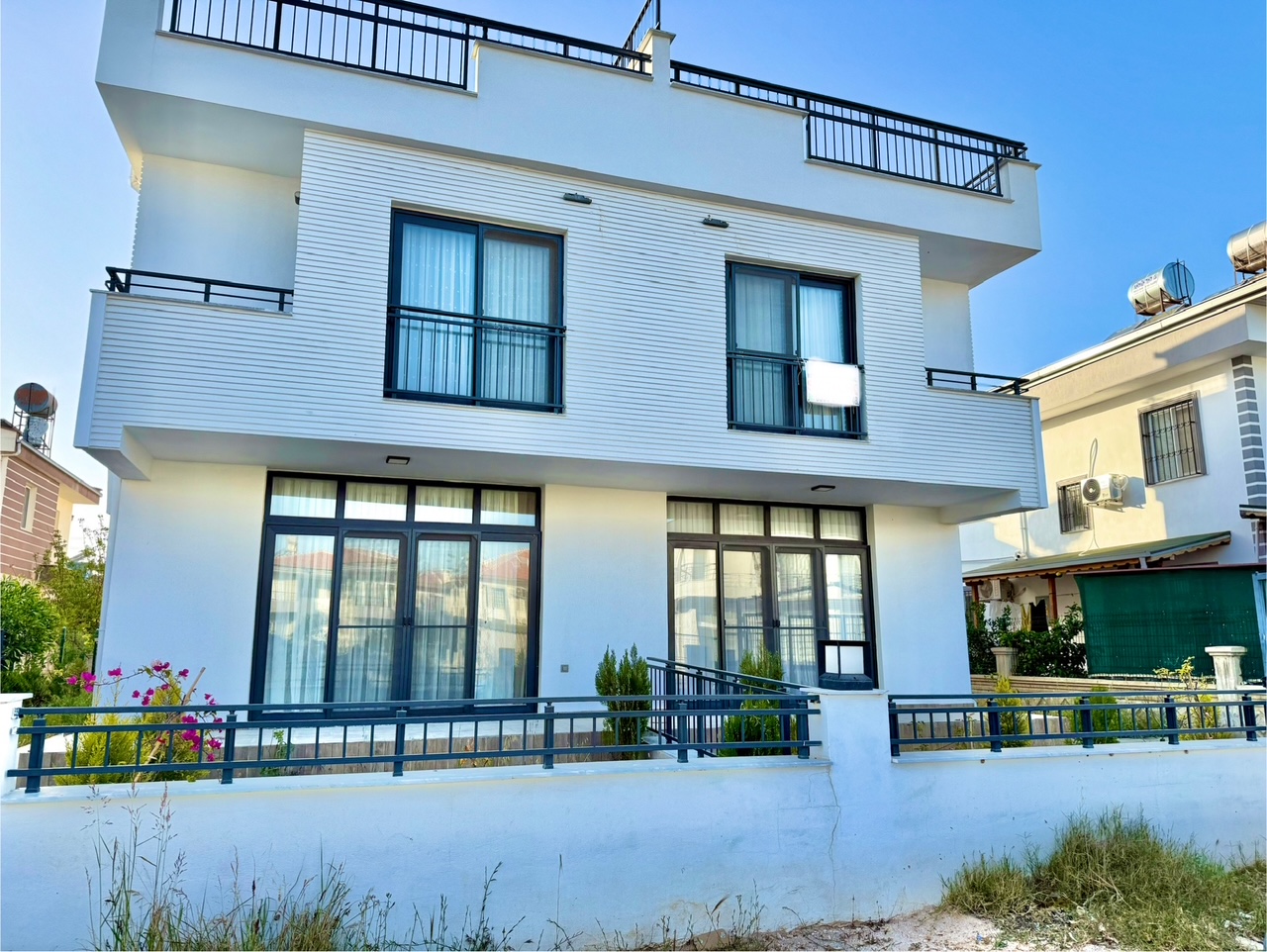 New Villa with furniture by the sea in Mersin - ft75175