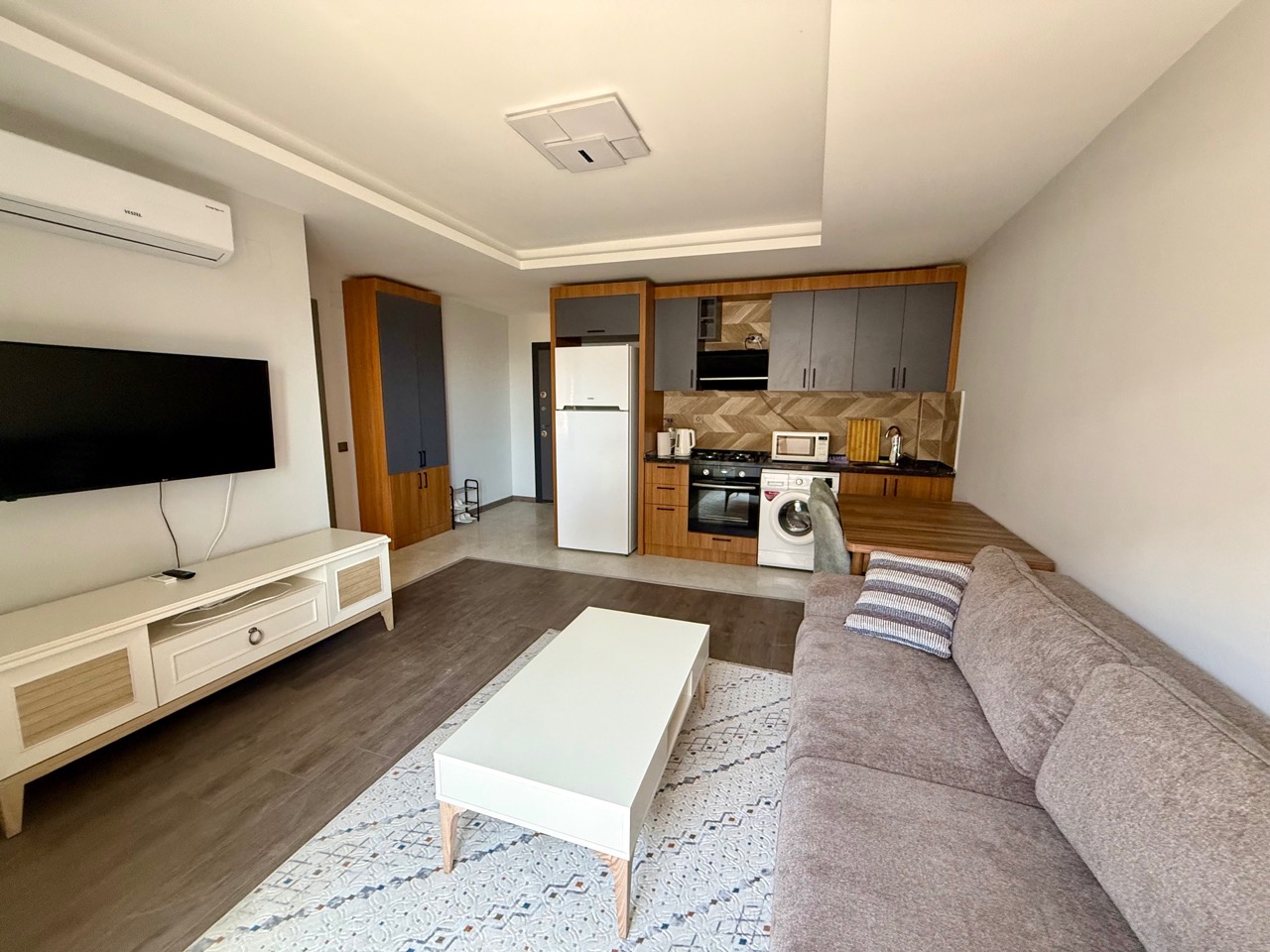 Miete einer Wohnung 4. Stock 1+1 in Mersin, Kodjhasanly-EM-S-4-11