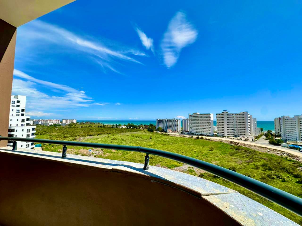 2+1 apartment in a new premium complex in Mersin, Tomuk - Na80735w