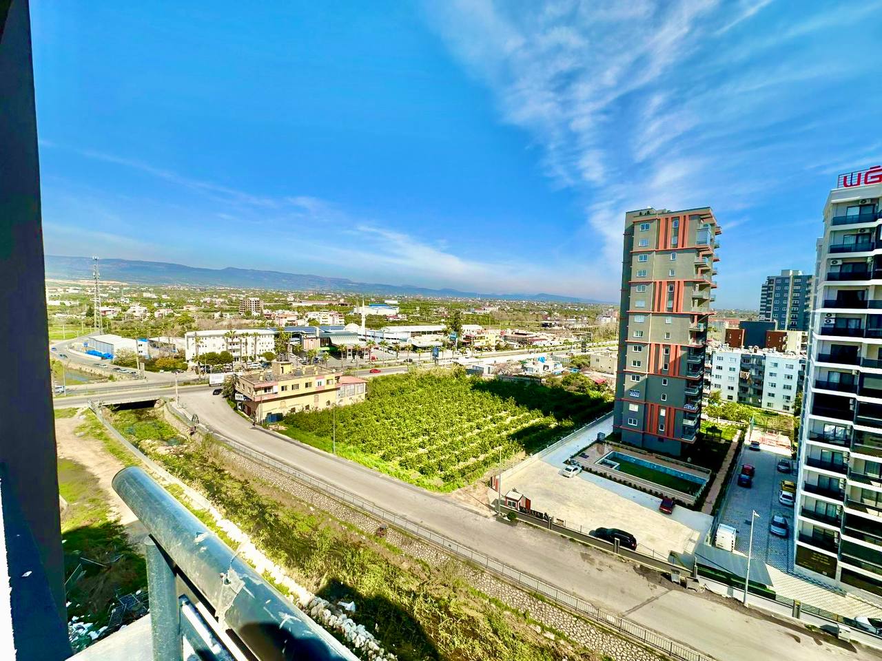 1+1 apartment with panoramic windows in Mersin, Arpaçbakhşış - OX971153