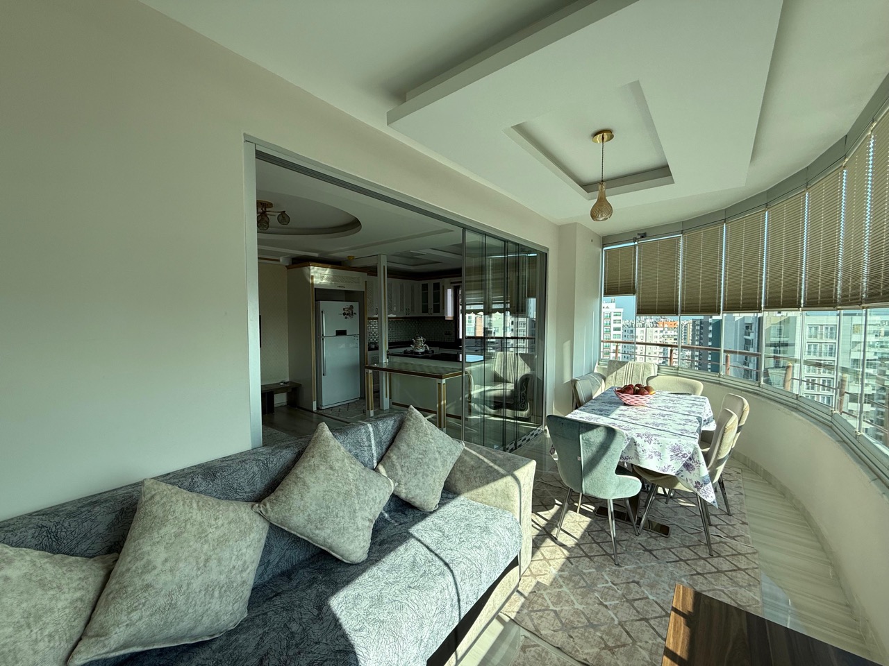 Apartment 4+1 with furniture in Mersin, Mesitli - MERMS41