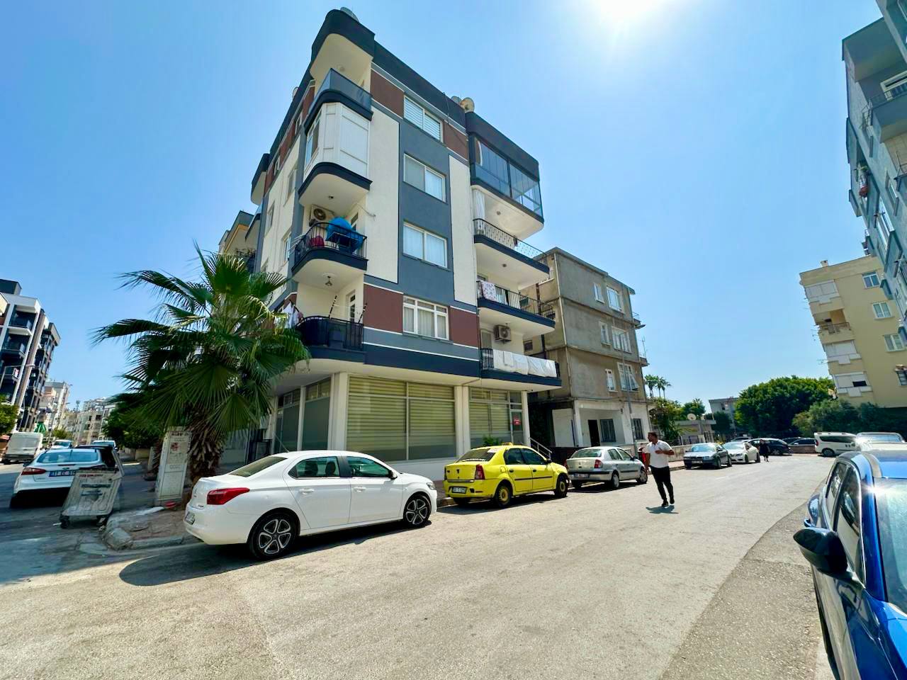 3+1 Wohnung in der Nähe der Promenade in Yenişehir, Mersin - AS31440v