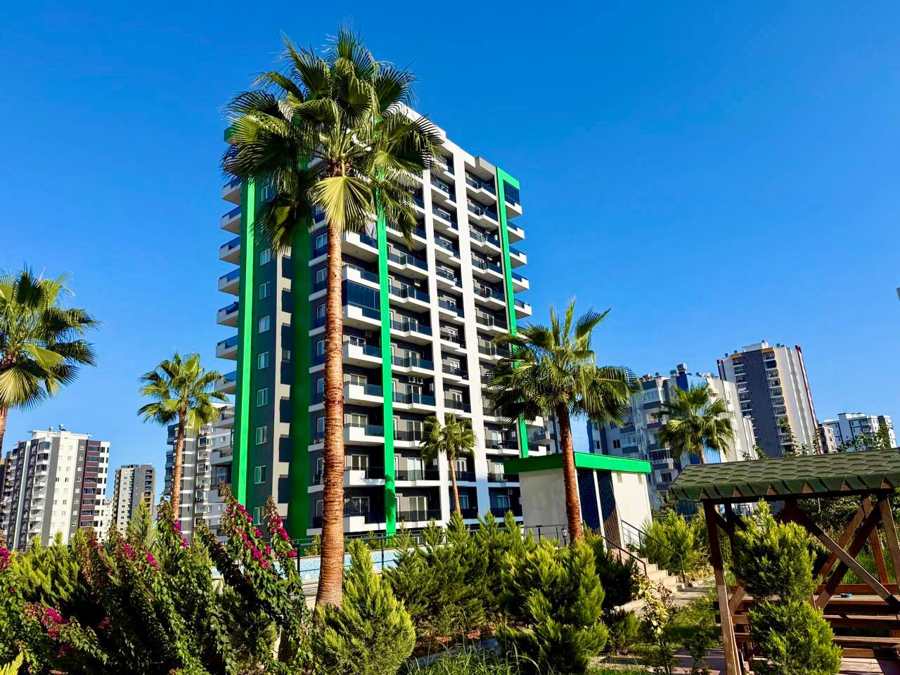 1+1 Wohnung in einem neuen Komplex mit Swimmingpool Mersin, Mezitli - Lu46451v