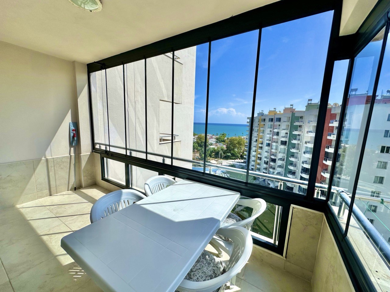 Mieten Sie Wohnung 2+1 in der Türkei mit Blick auf das Meer, Mersin, Tschechmeli-SF-2-A-9-36