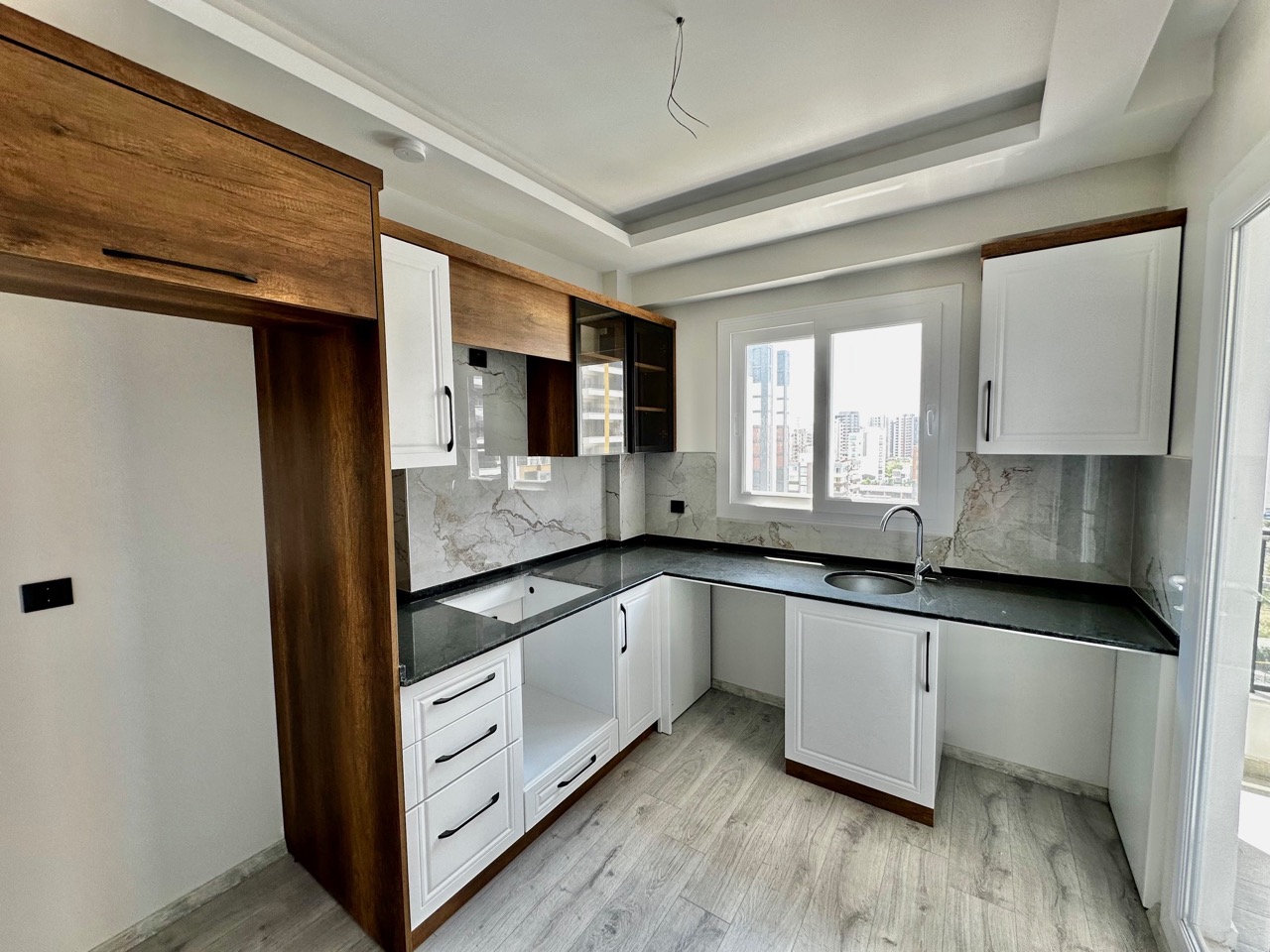 Кватэра 1+1 з асобнай кухняй, Томук, Мерсін - AL61515