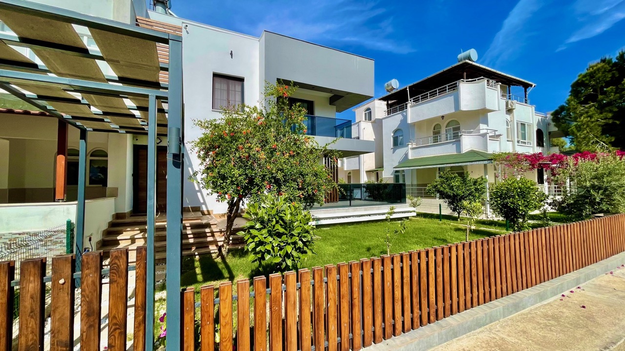 Дизайнерская вилла 4+1 у пляжа в Мерсин, Силифке- SS8528