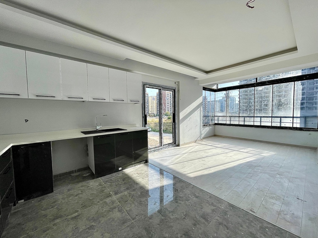 Томюк, Мерсин қаласындағы 2+1 пәтер - MERAN21