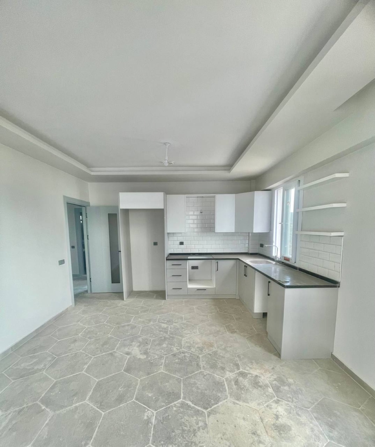 Große Wohnung 2+1 mit Kleiderschrank, Ayash, Mersin - SASAY21