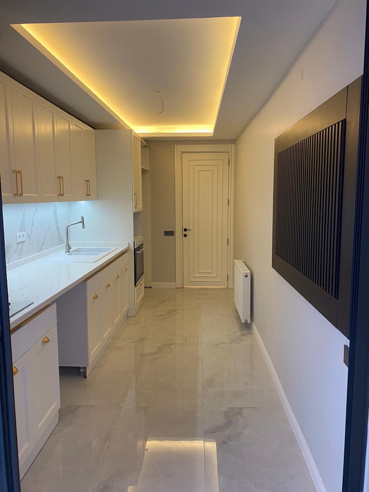 Мерсиндегі 3+1 пәтер, Мезитли, теңізден бірінші қатар - INKV6855