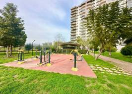 Lu1005421w26_original