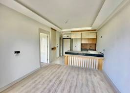 SERLIM11a648003_original