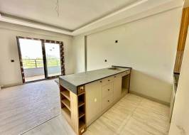 SERLIM11a85701_original