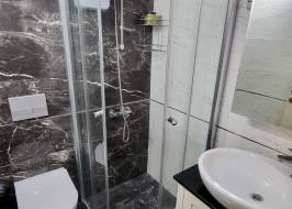 ef45892a-d0a4-4fe0-a34b-dfca16c4303c_original