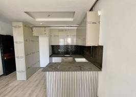 photo_5465480798128952103_y_original