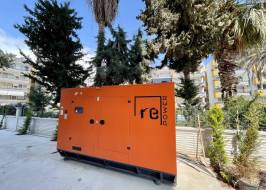 photo_5465480798128952115_y_original