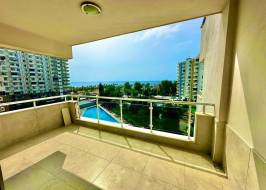 IMG_0BA0B603C1B4-13_original