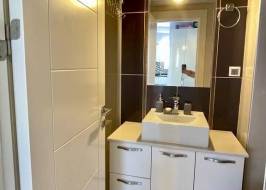 b08bca9d-b4ef-429f-af53-b4a5893b2dcc_original