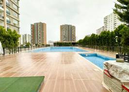 Lu7072221w27_original